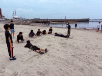 砂浜遊び（1）