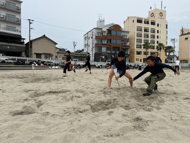 砂浜遊び（2）