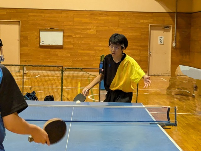 城東中での卓球教室３
